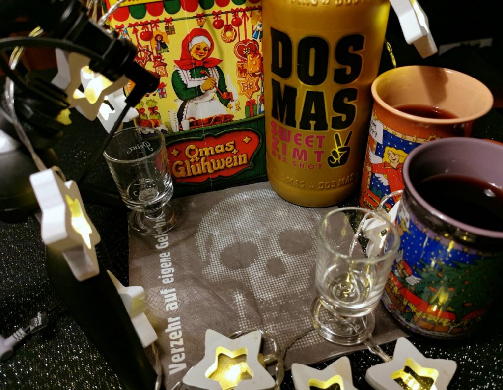 Bild: Gluehwein-Check - roter Glühwein mit DOS MAS MEX